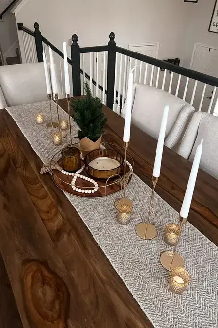 centerpiece-candle-dining-table