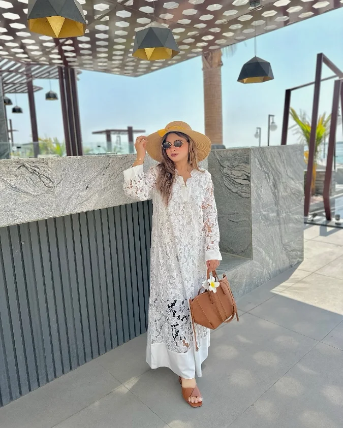 White Lace Maxi Elegance 