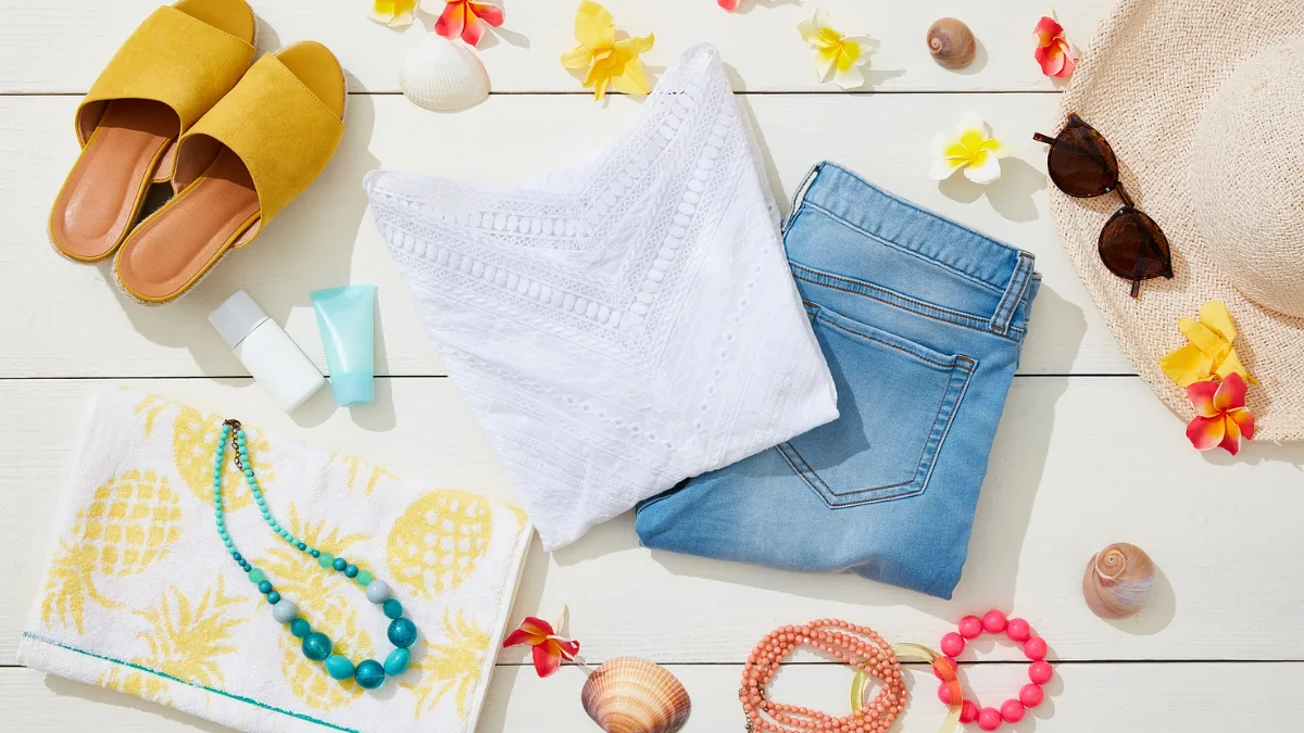 How To Dress For Hot Weather And Still Look Elegant: 7 Style Secrets Exposed