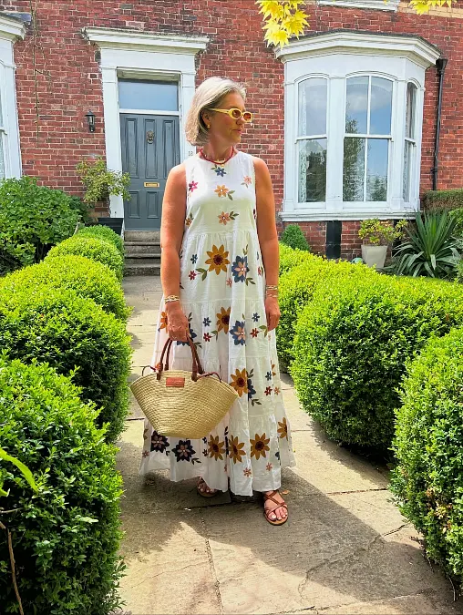 Floral Sleeveless Maxi Dress With Straw Bag