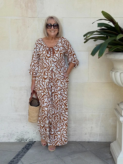 Abstract Print Two Piece Set With Straw Tote