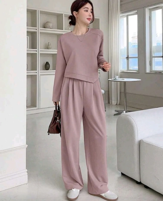 A Matching Mauve Lounge Set