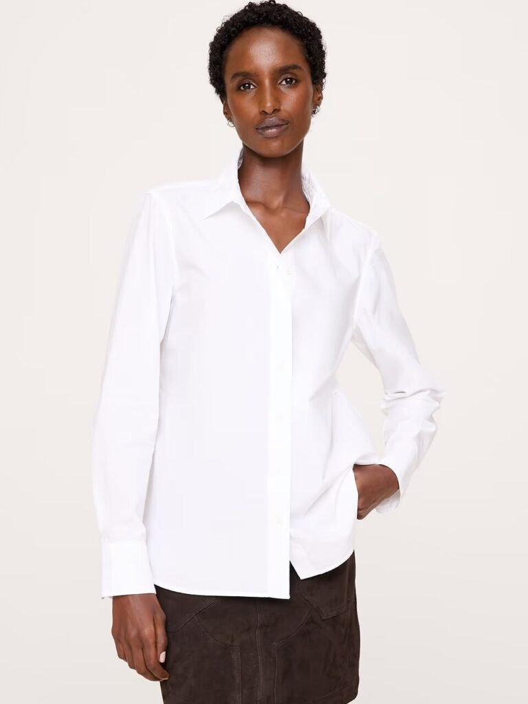 Banana Republic white cotton-poplin everyday shirt for women.