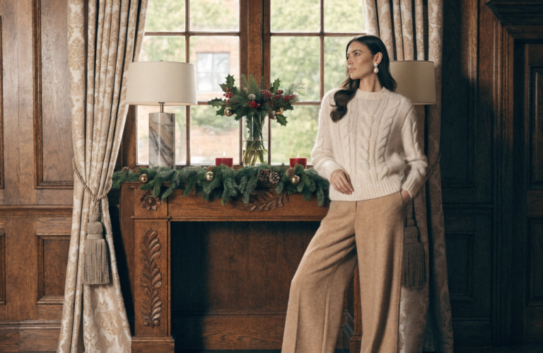 15 Old Money Christmas Outfits That Feel Festive, Not Costume-Y