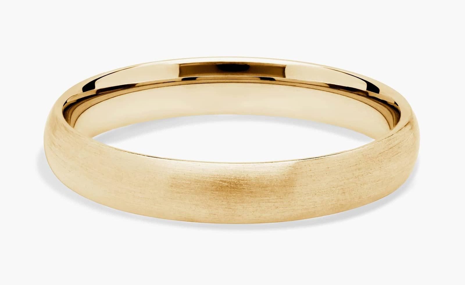 Matte Classic Wedding Ring in 14k Yellow Gold (3mm)