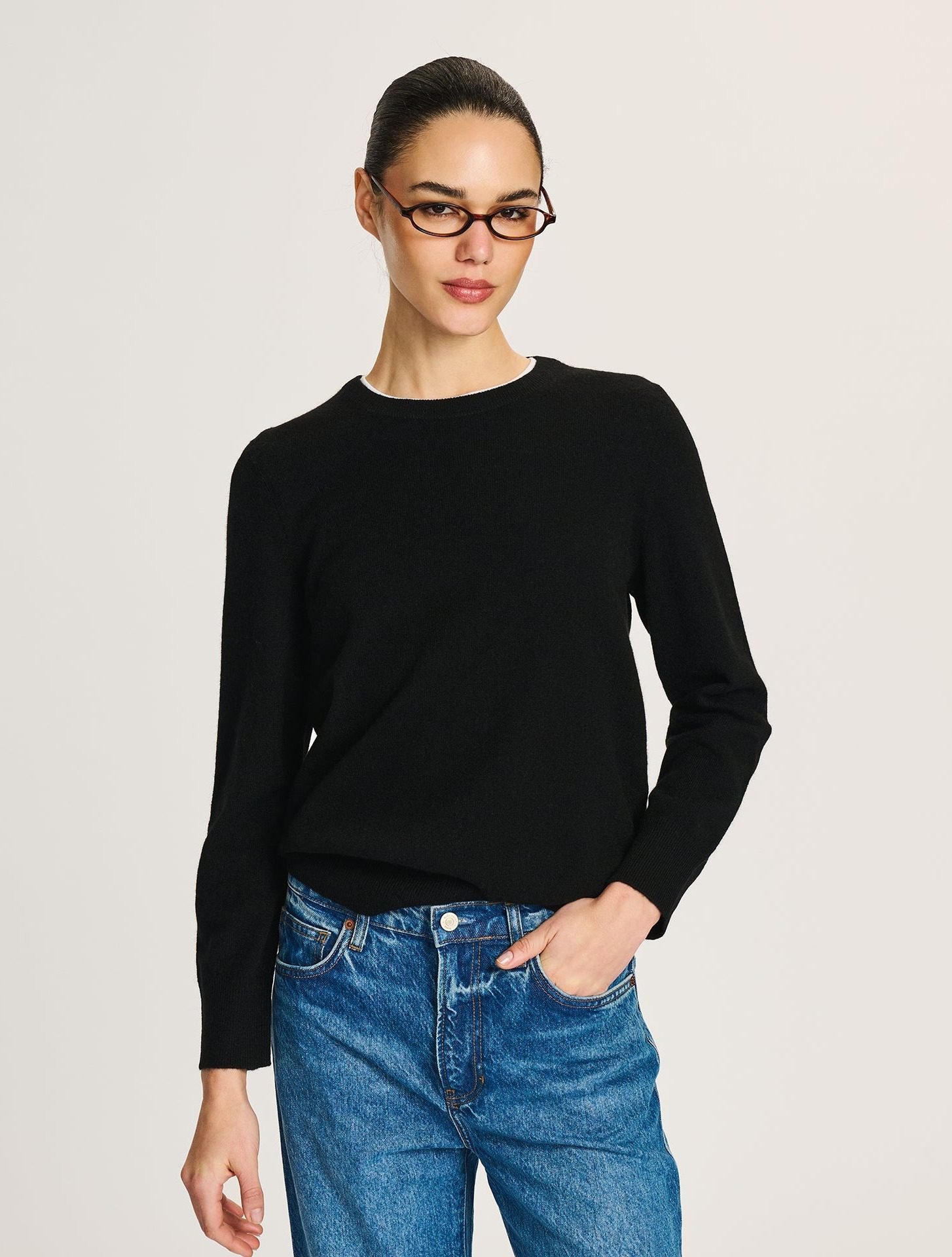 The Original Cashmere Crewneck Sweater (Black)
