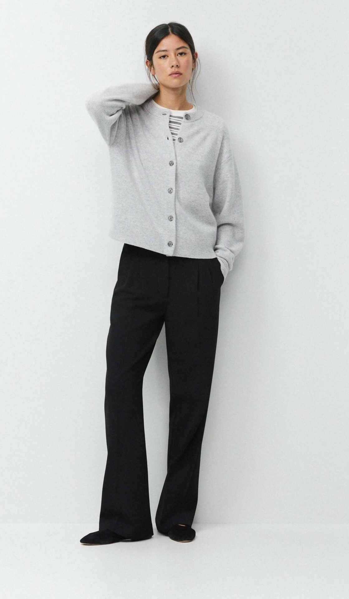 Essential Cashmere Relaxed Crew Cardigan (Heather Chrome)
