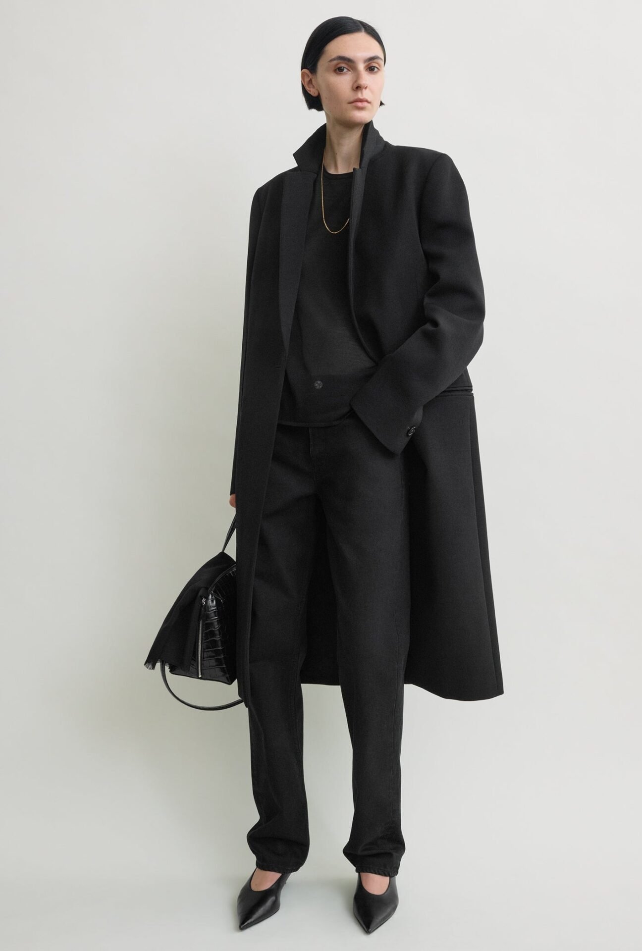 Classic tailored coat (black)