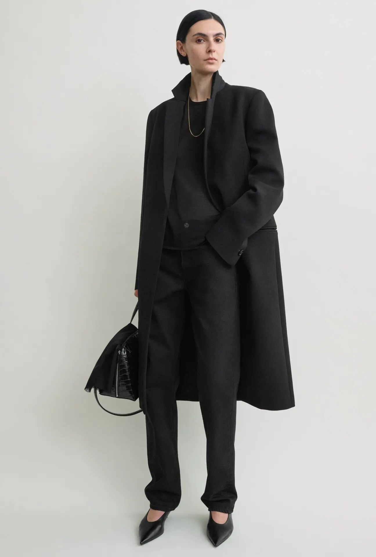 Classic tailored coat (black)