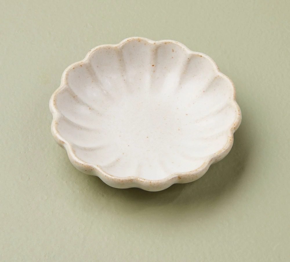 Fluted Ceramic Trinket Dish (Vintage Cream)
