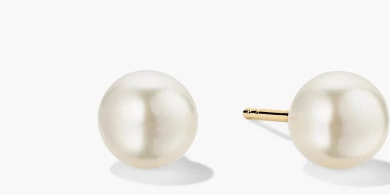 Pearl Oversized Stud Earrings (18k Gold Vermeil)