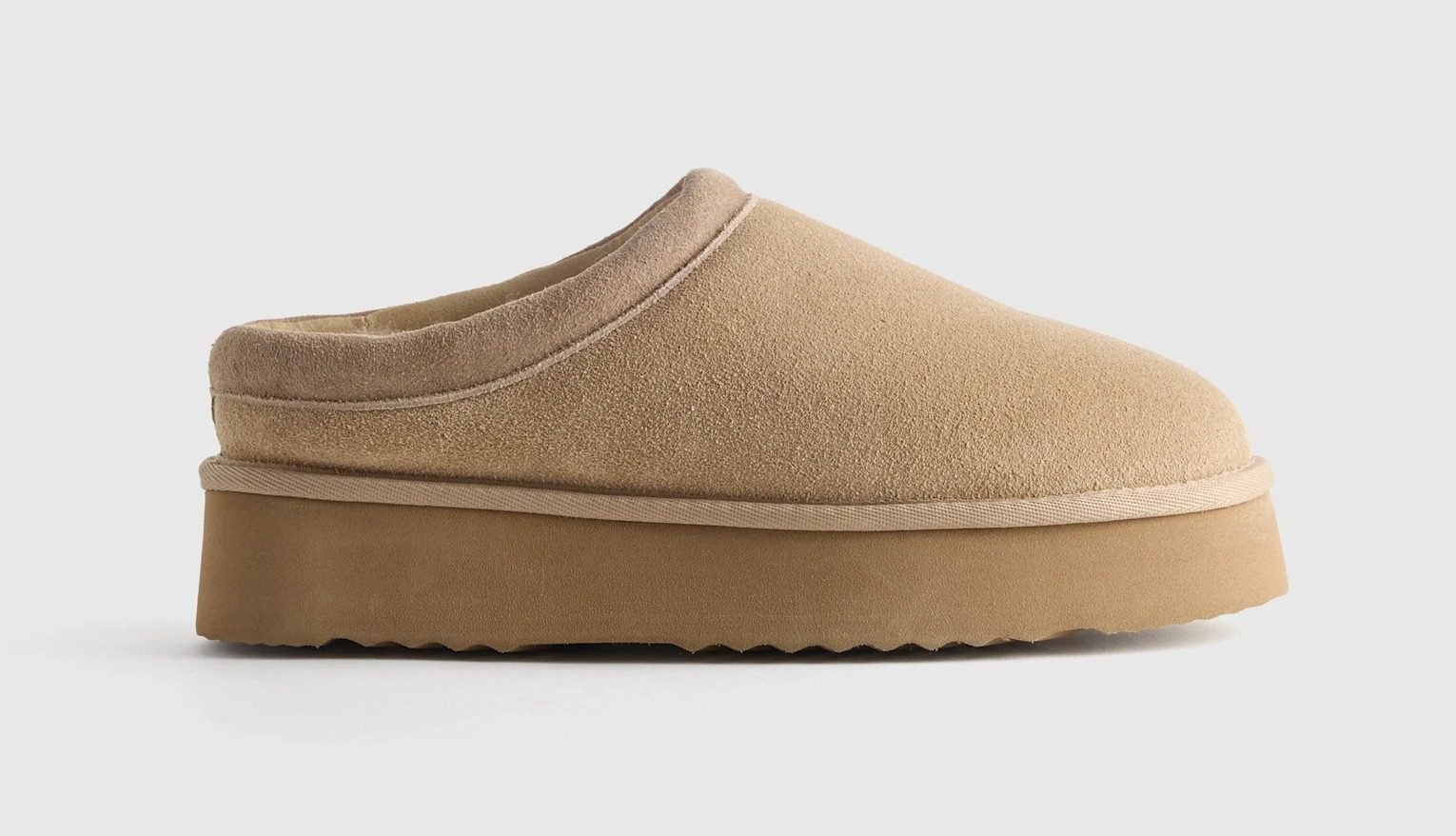 Australian Shearling Clog Slipper 2.0 (Light Sand)
