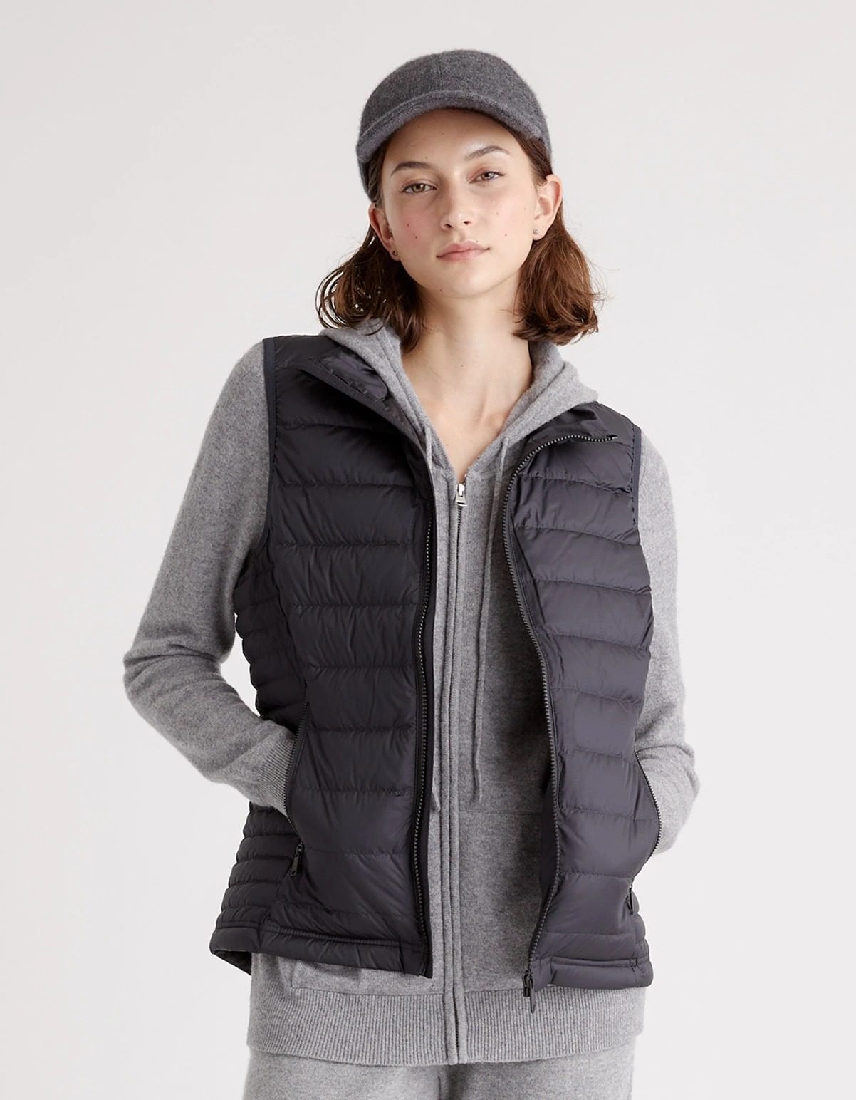 Lightweight Down Packable Puffer Vest (Black)