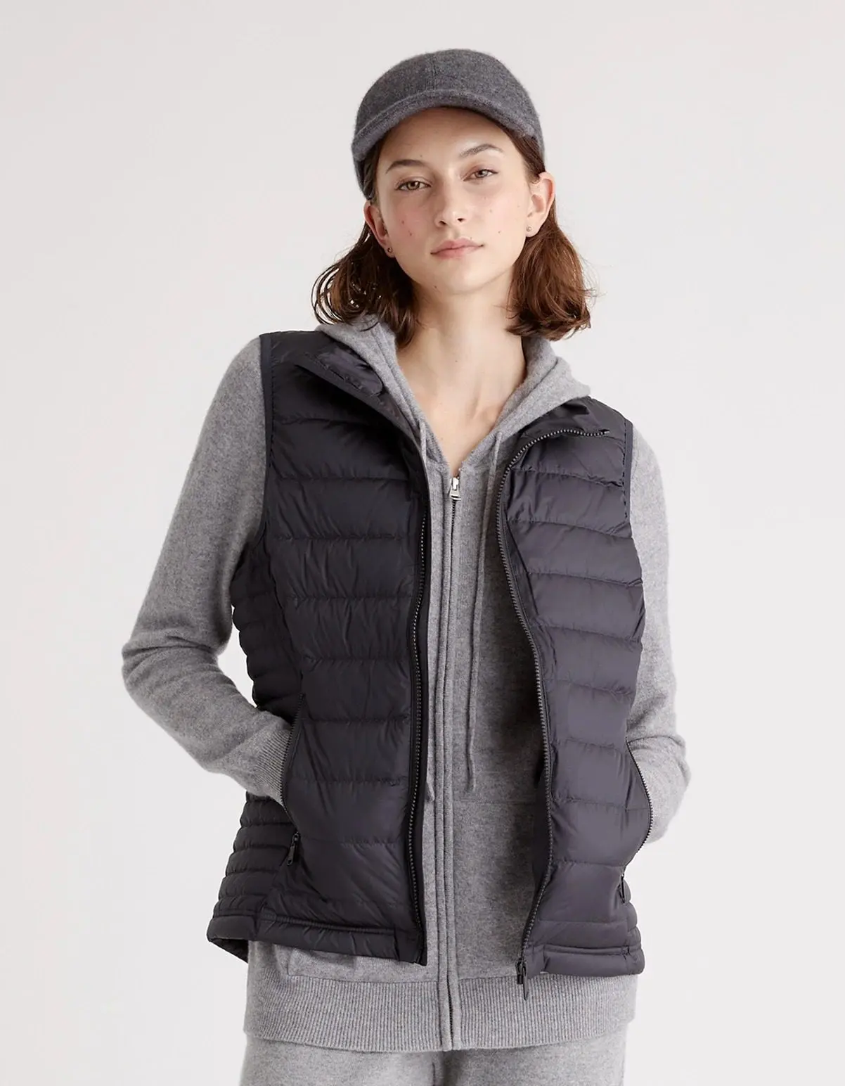 Lightweight Down Packable Puffer Vest (Black)