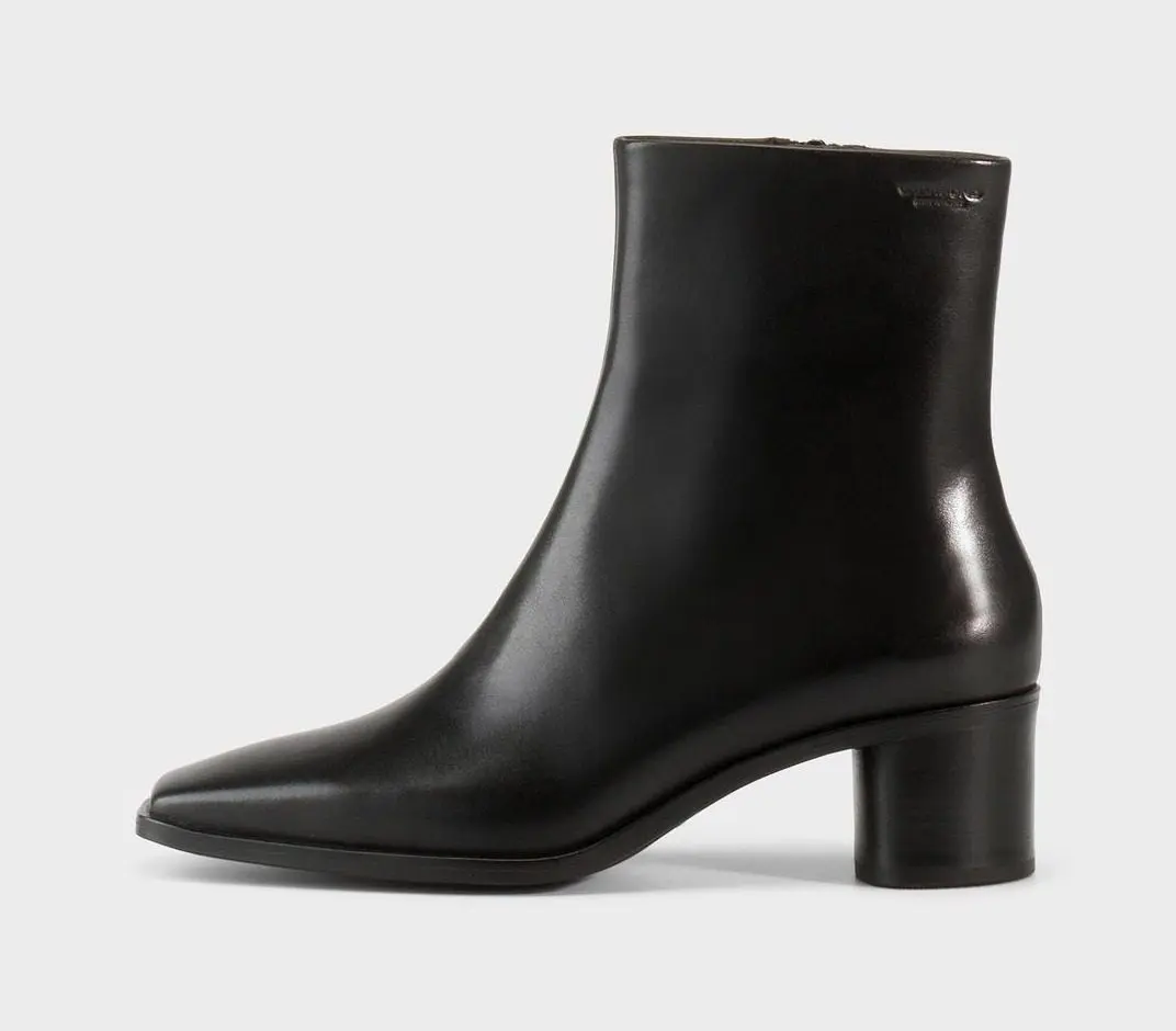 Fay Ankle Boots (Black Leather)