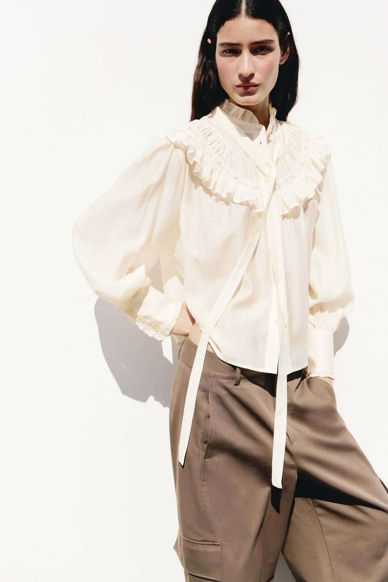 Ruffle-Trimmed Tie-Neck Blouse (Cream)