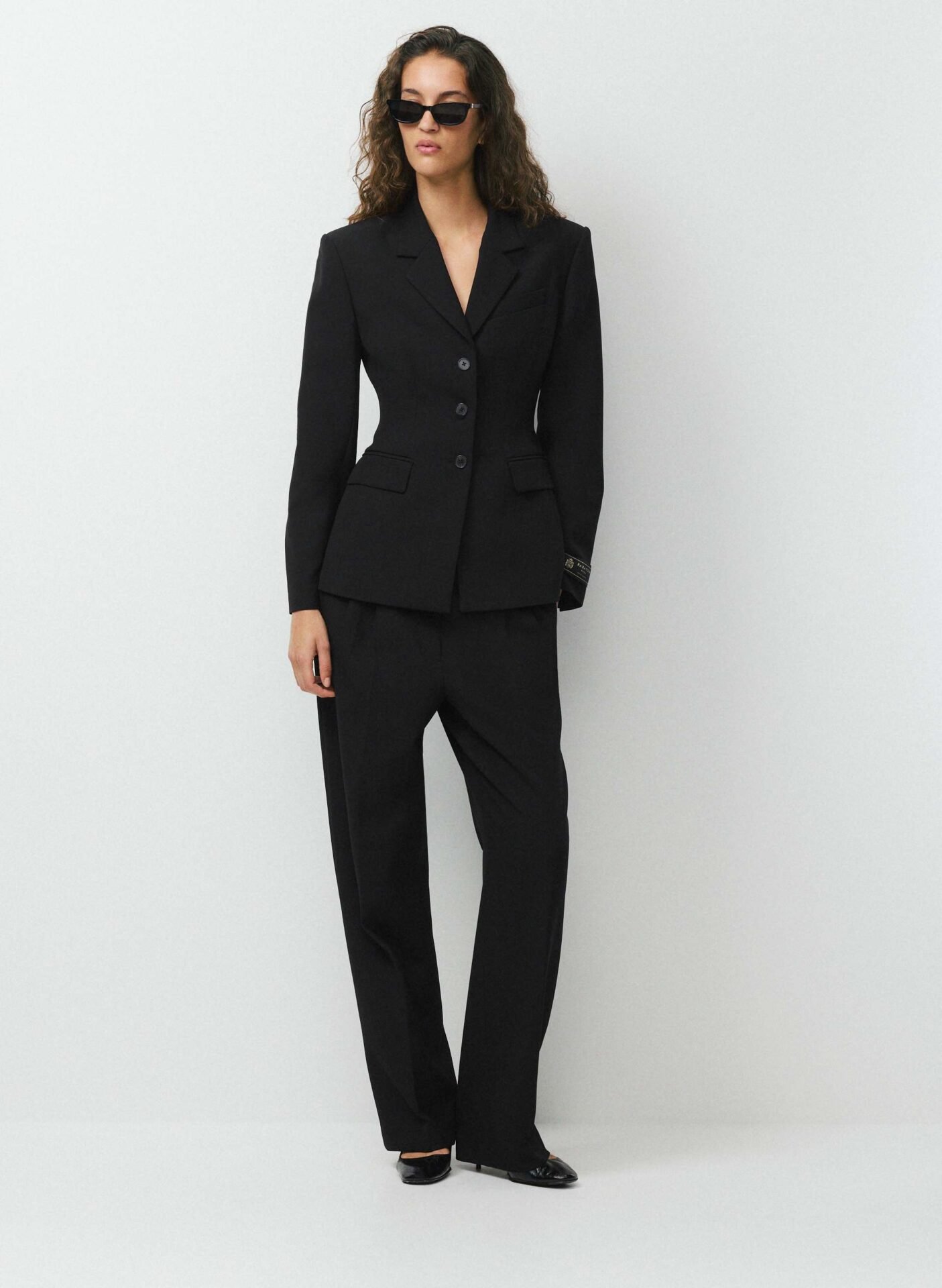 Standout Blazer - Eversential (Babaton)