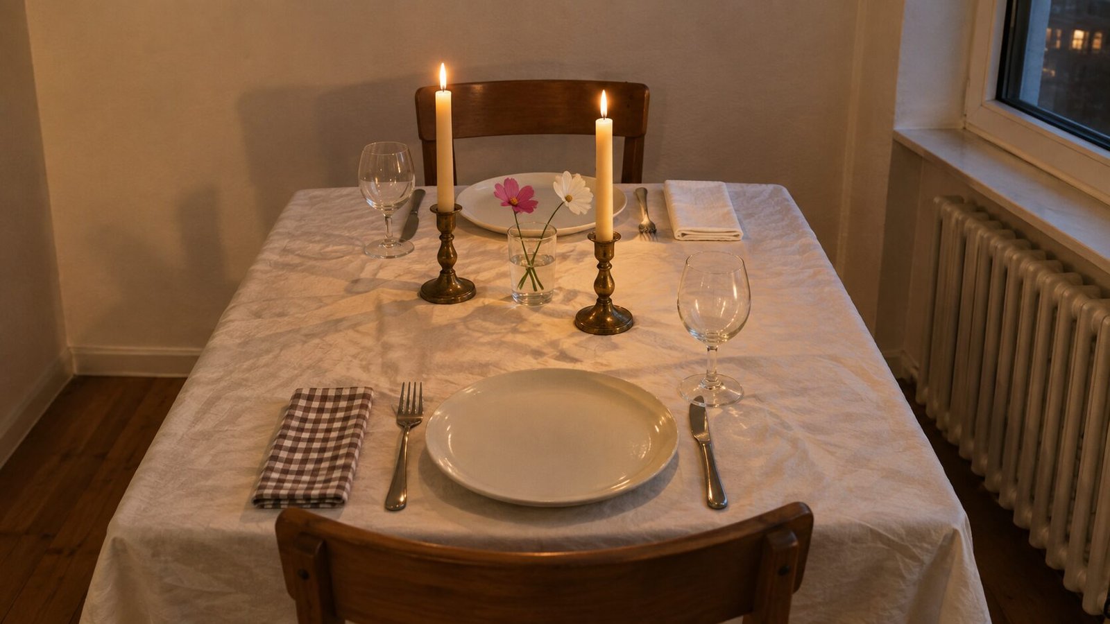 12 Elegant Table Setting Ideas for Two That Feel Simple and Beautiful