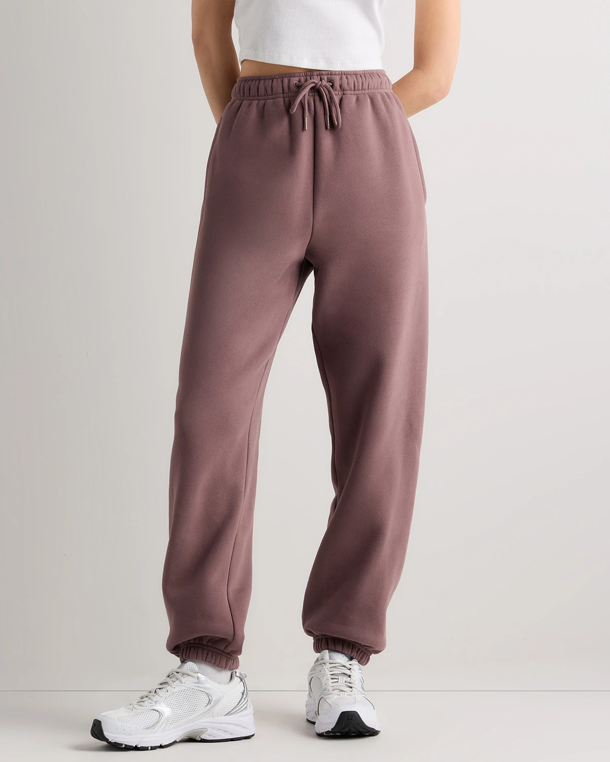 Everyday Fleece Joggers (Taupe Brown)