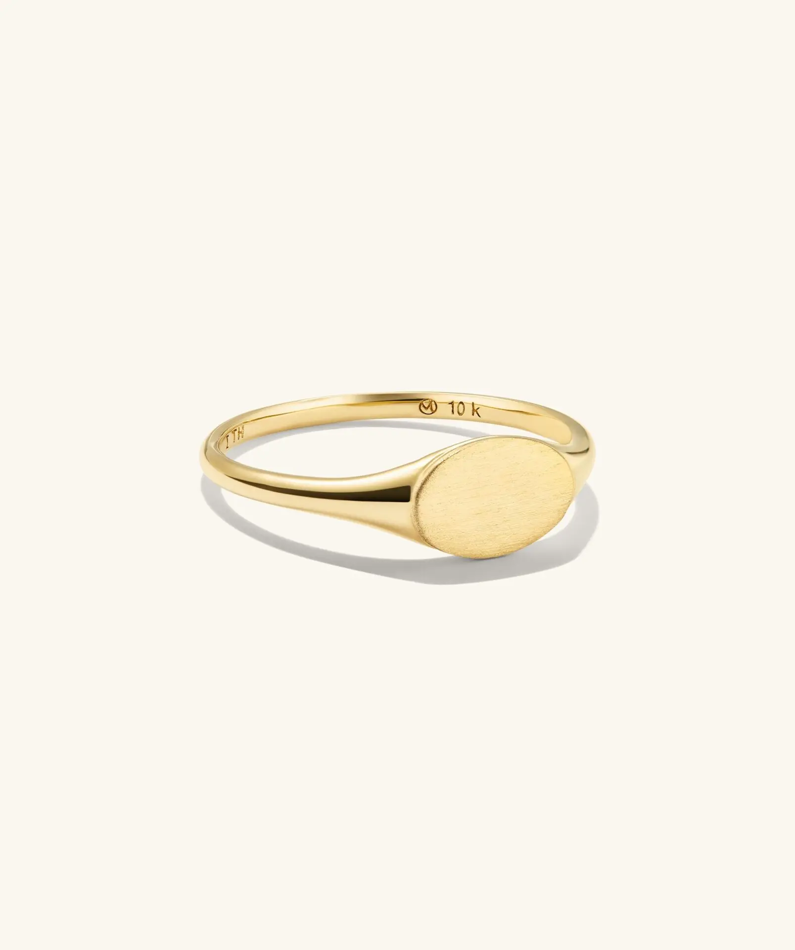 Signet Ring (10k Yellow Gold)