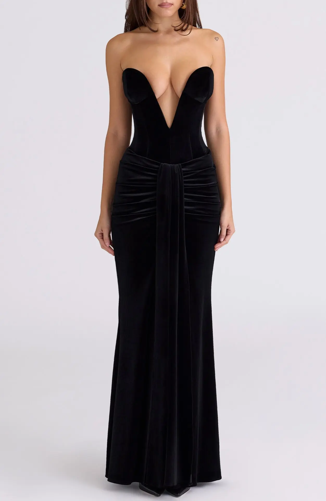 Vienne Deep Plunge Neck Velvet Gown, Black