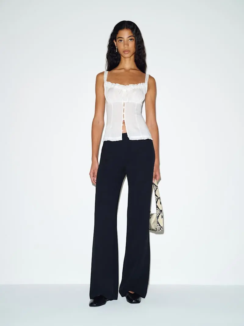 Vida Low Rise Pant (Pitch Black)