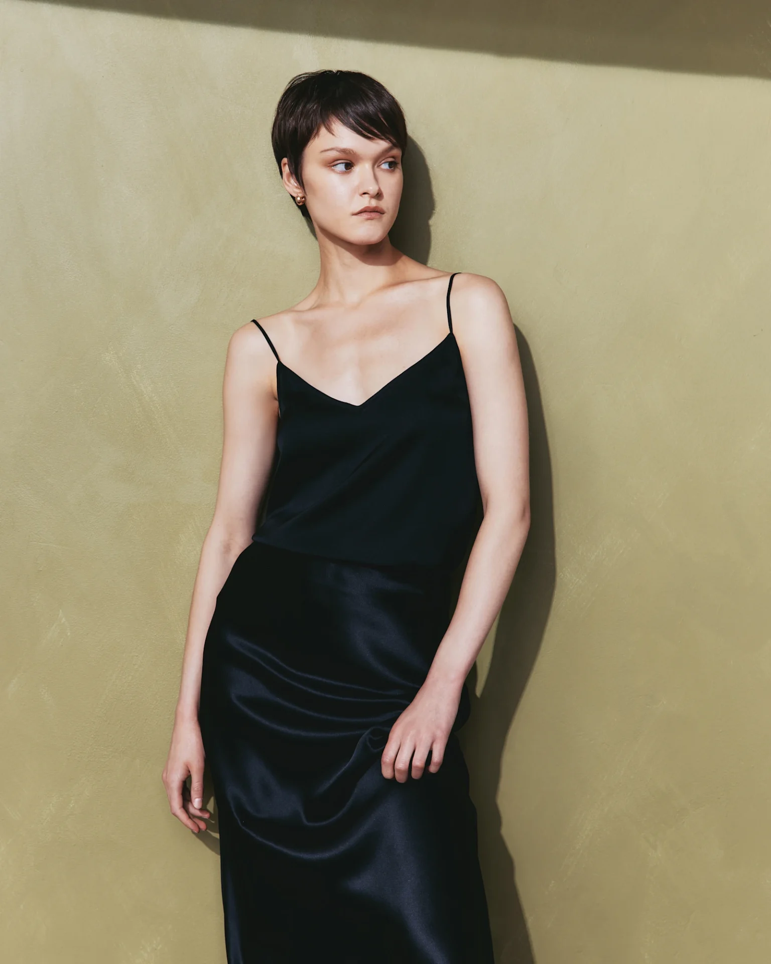 Washable Stretch Silk V-Neck Cami (Black)