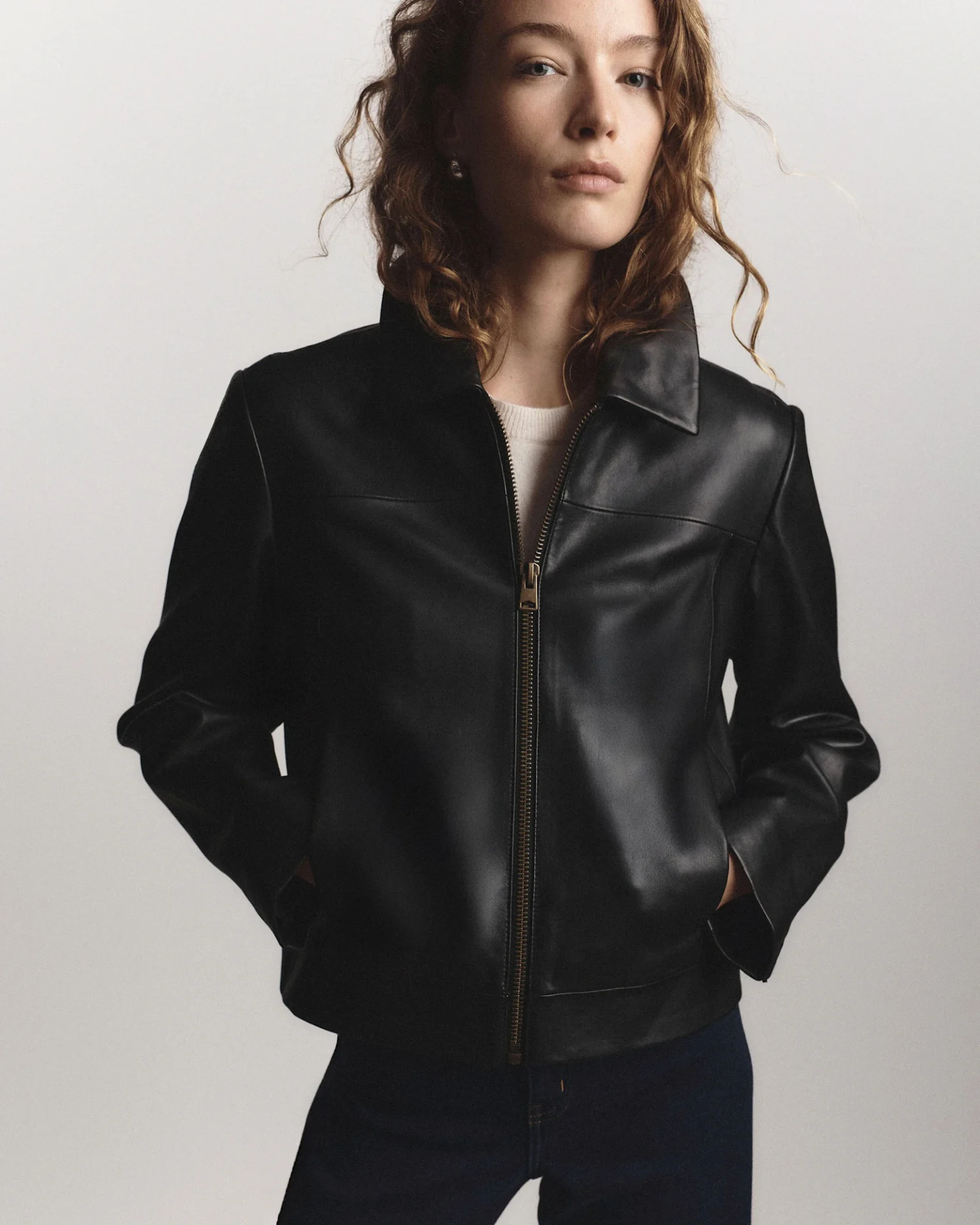 100% Leather Cropped Zip-Front Jacket (True Black)