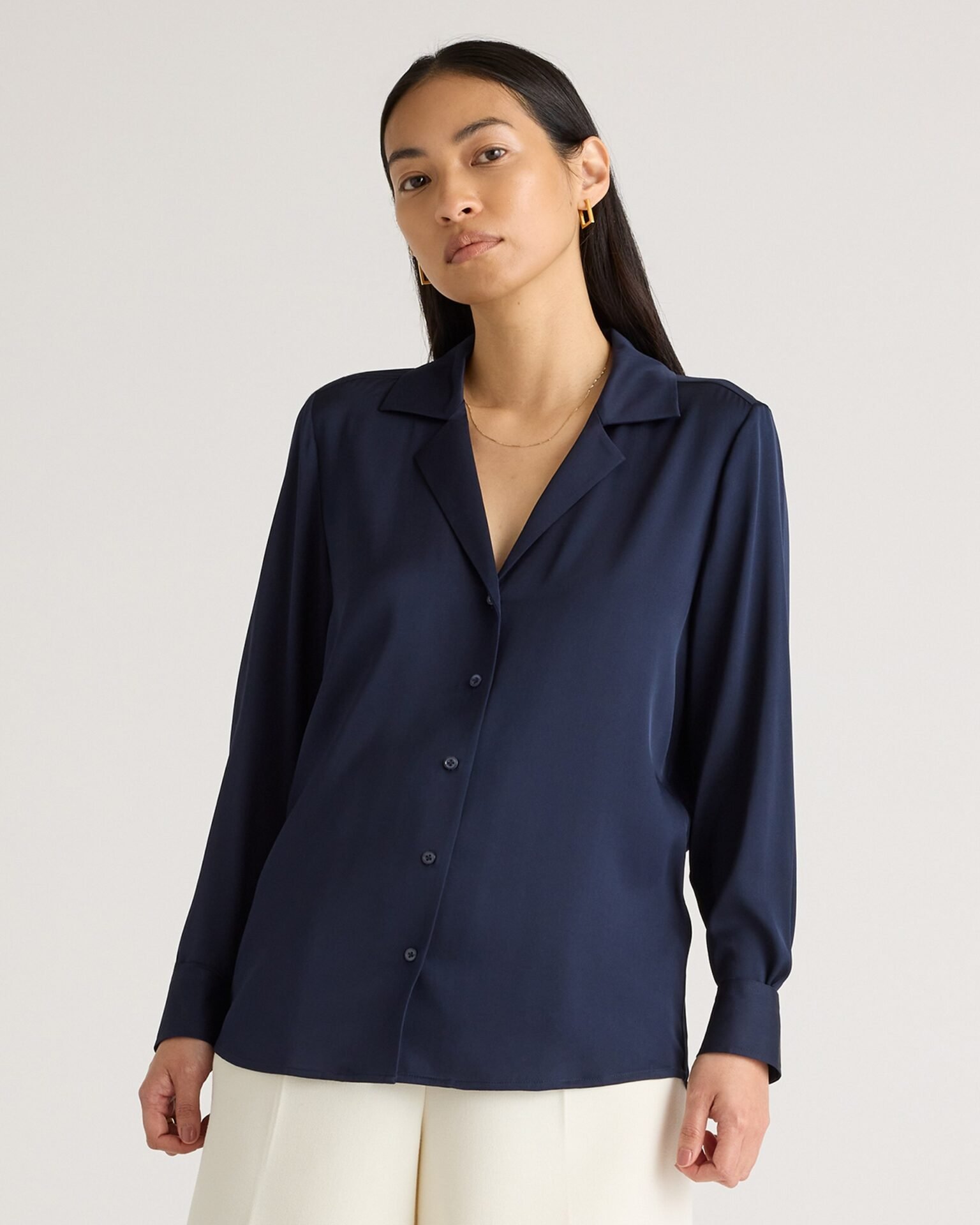 Washable Stretch Silk Notch Collar Blouse (Navy)