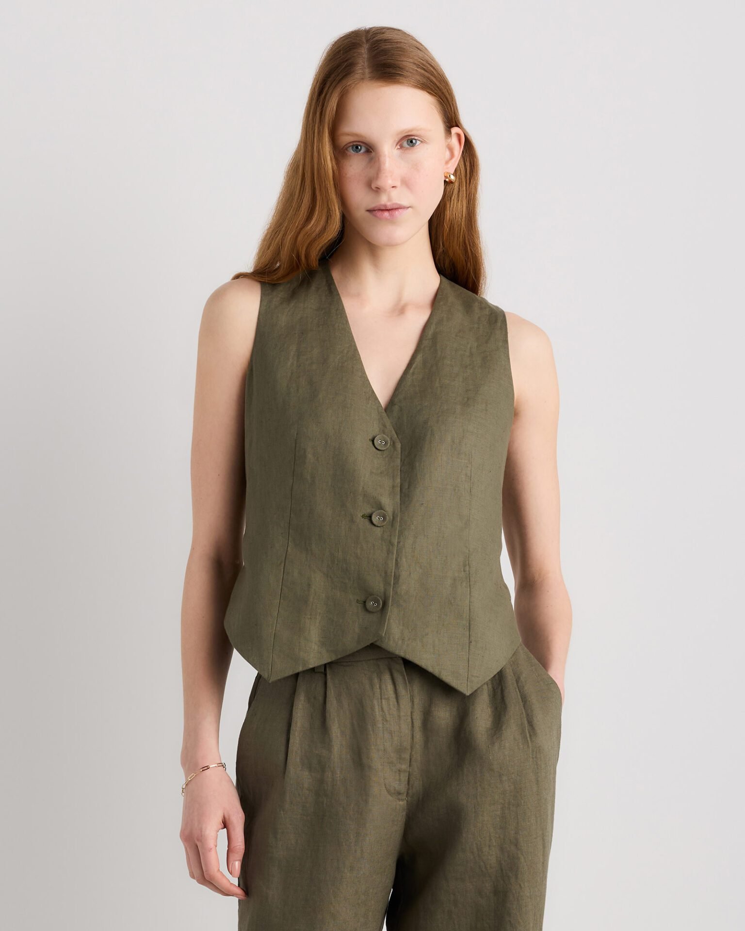 100% European Linen Vest (Bayberry Olive)