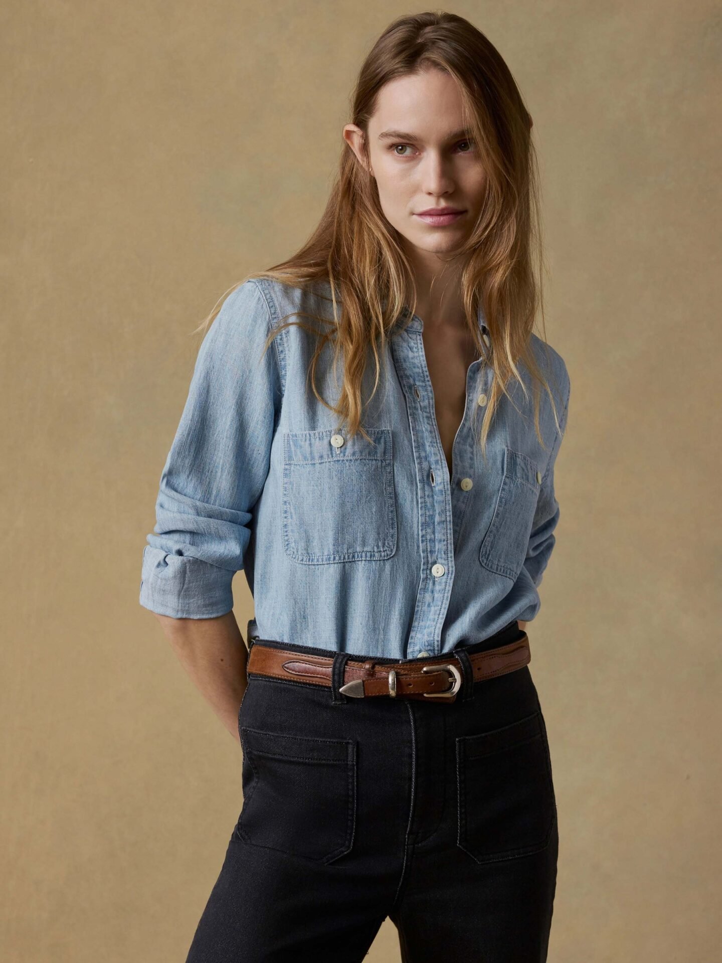 Tried & True Chambray Classic Shirt (Mid Wash)