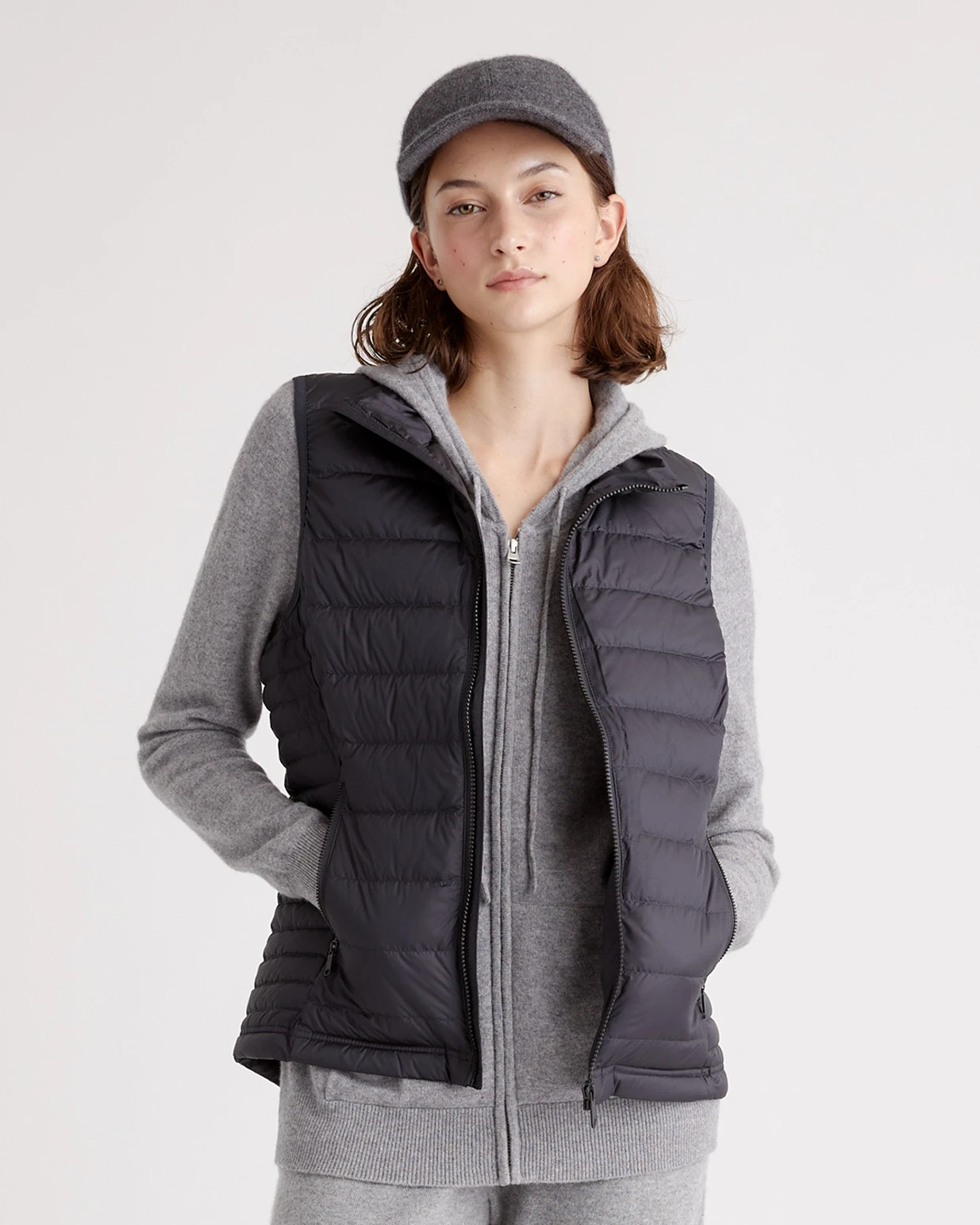 Lightweight Down Packable Puffer Vest (Black)