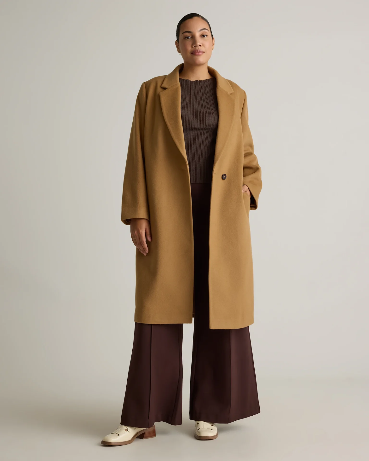 Italian Wool Classic Single-Breasted Coat (Caramel)