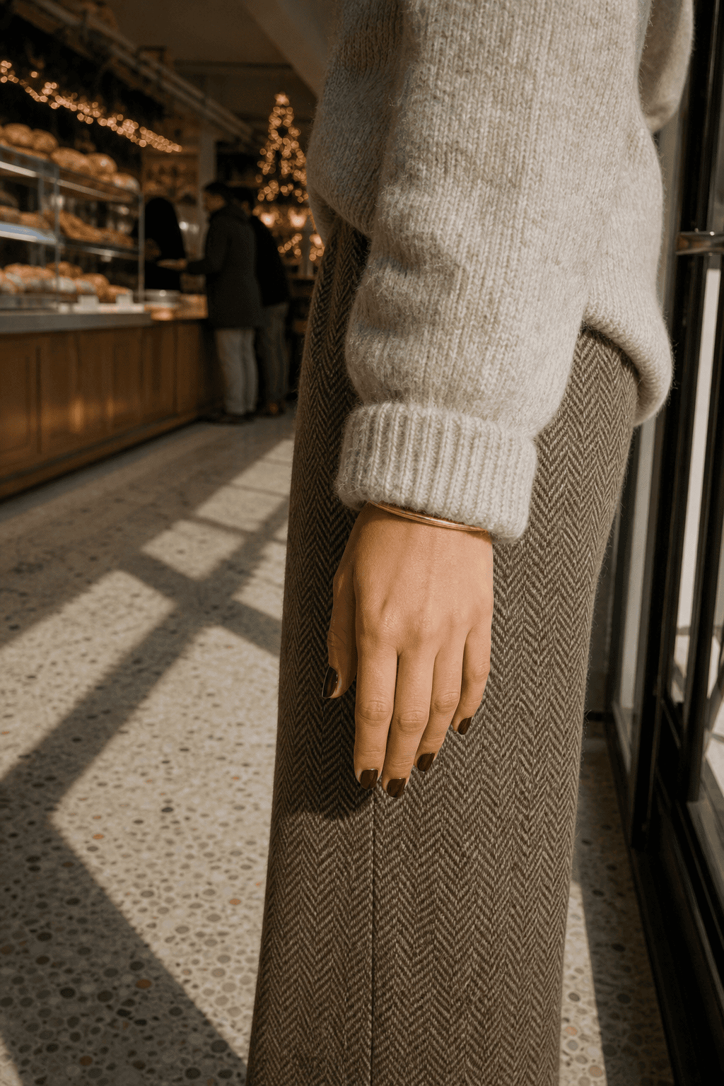 short rounded nails in glossy rich chocolate brown, a classy alternative Christmas nail color