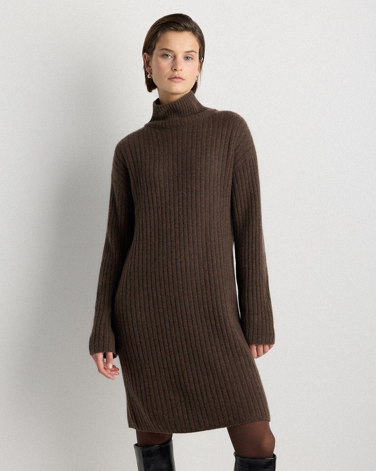 100% Mongolian Cashmere Ribbed Turtleneck Sweater Dress (Brown)