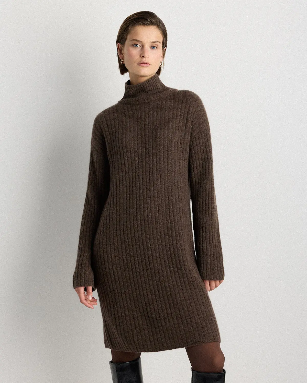 100% Mongolian Cashmere Ribbed Turtleneck Sweater Dress (Brown)