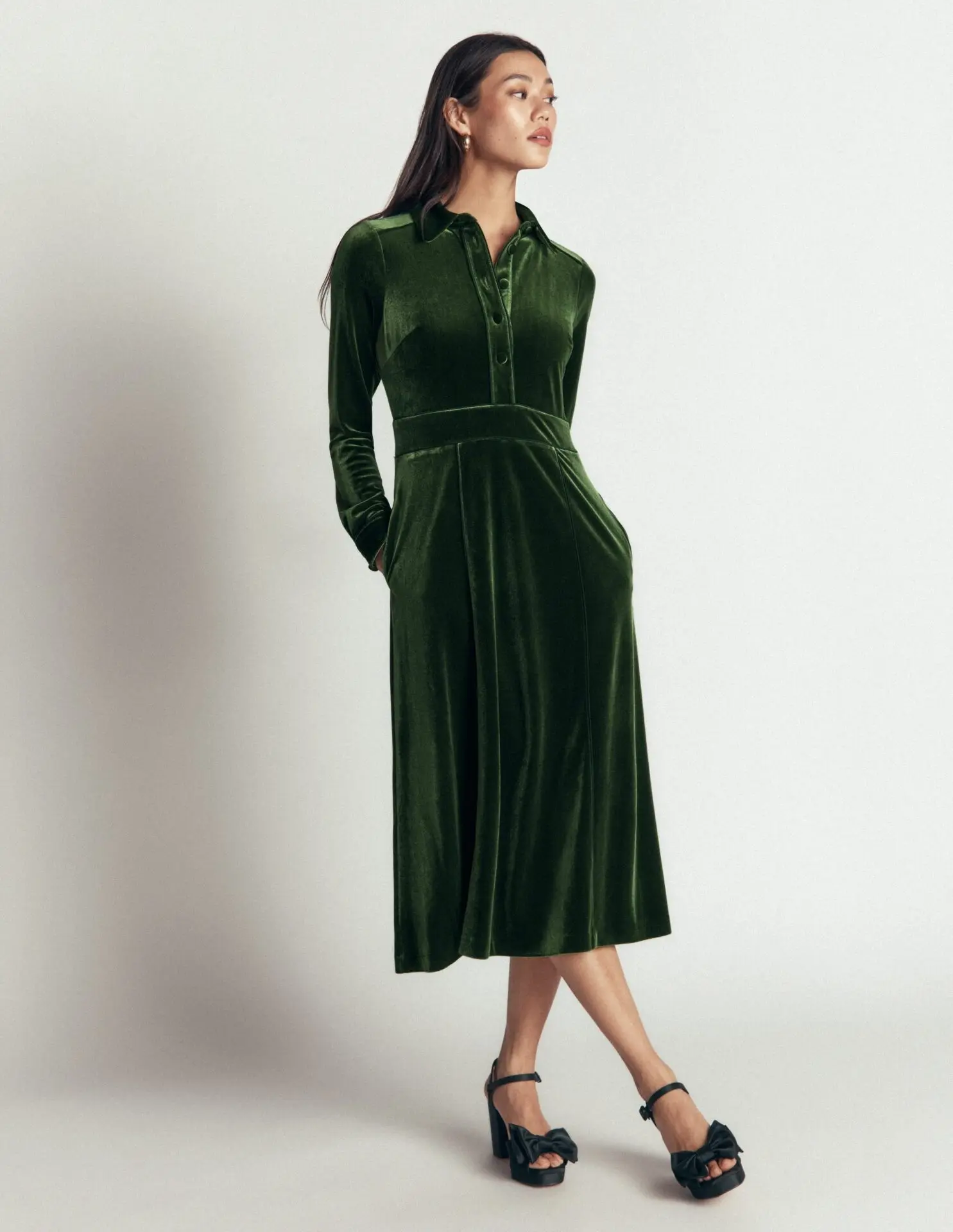 Etta Piping Velvet Dress (Douglas Fir)