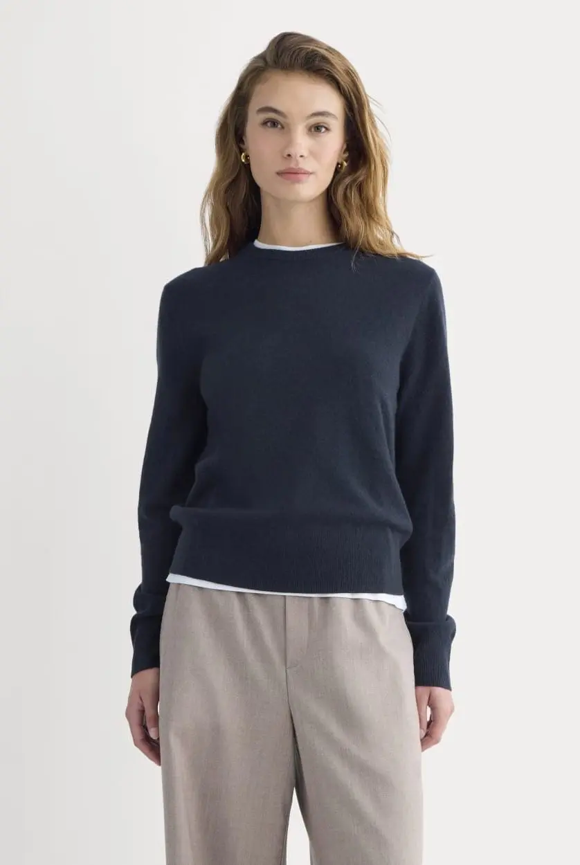 Cashmere Slim Crew Sweater (Navy)