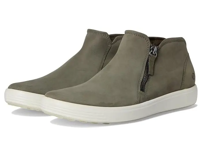 Soft 7 Low Cut Zip Bootie