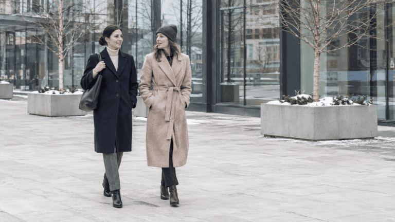 11 Rules for Dressing Warm in Winter Without Looking Bulky