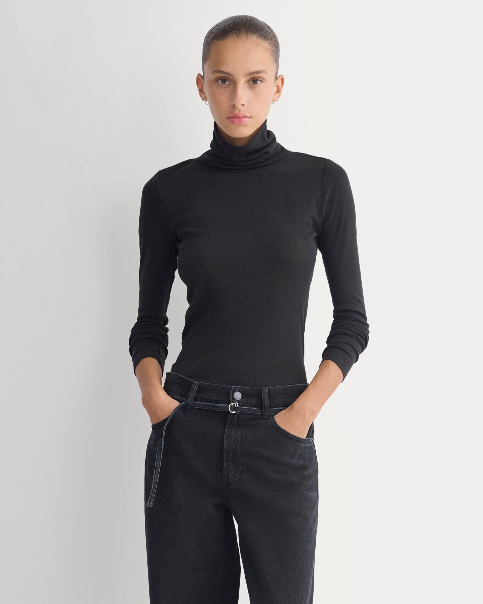 Tissue Long-Sleeve Turtleneck (Black)