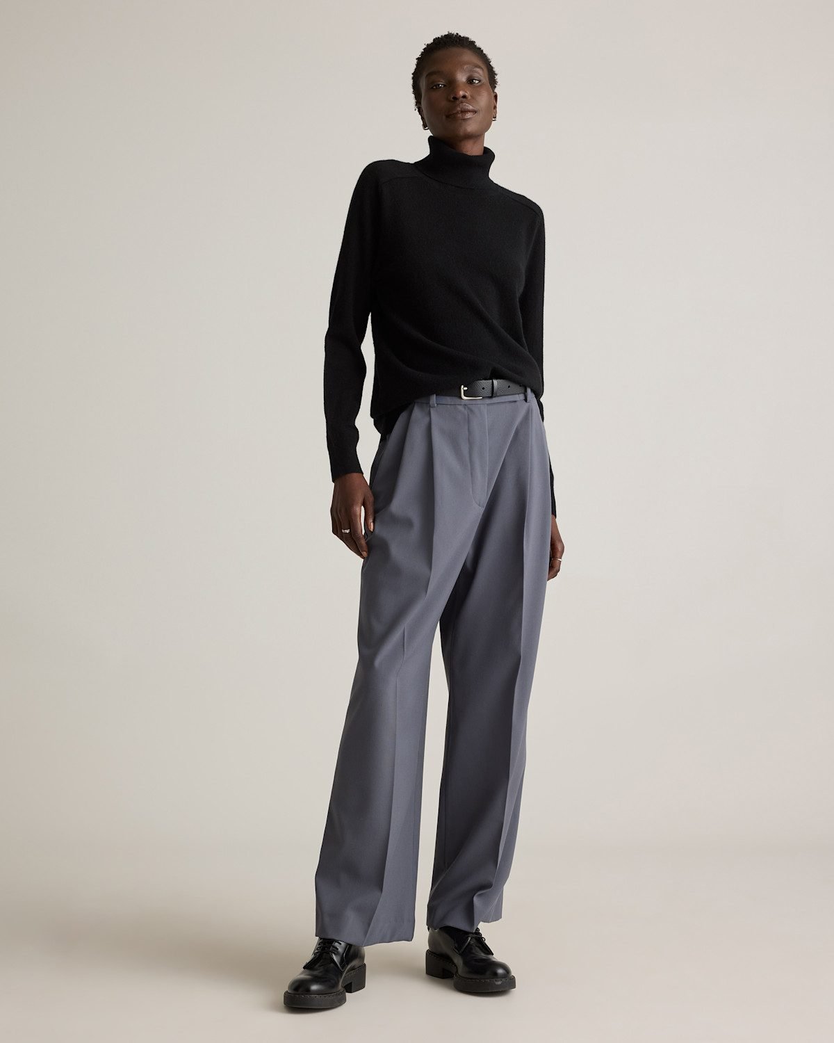 Mongolian Cashmere Turtleneck Sweater (Black)