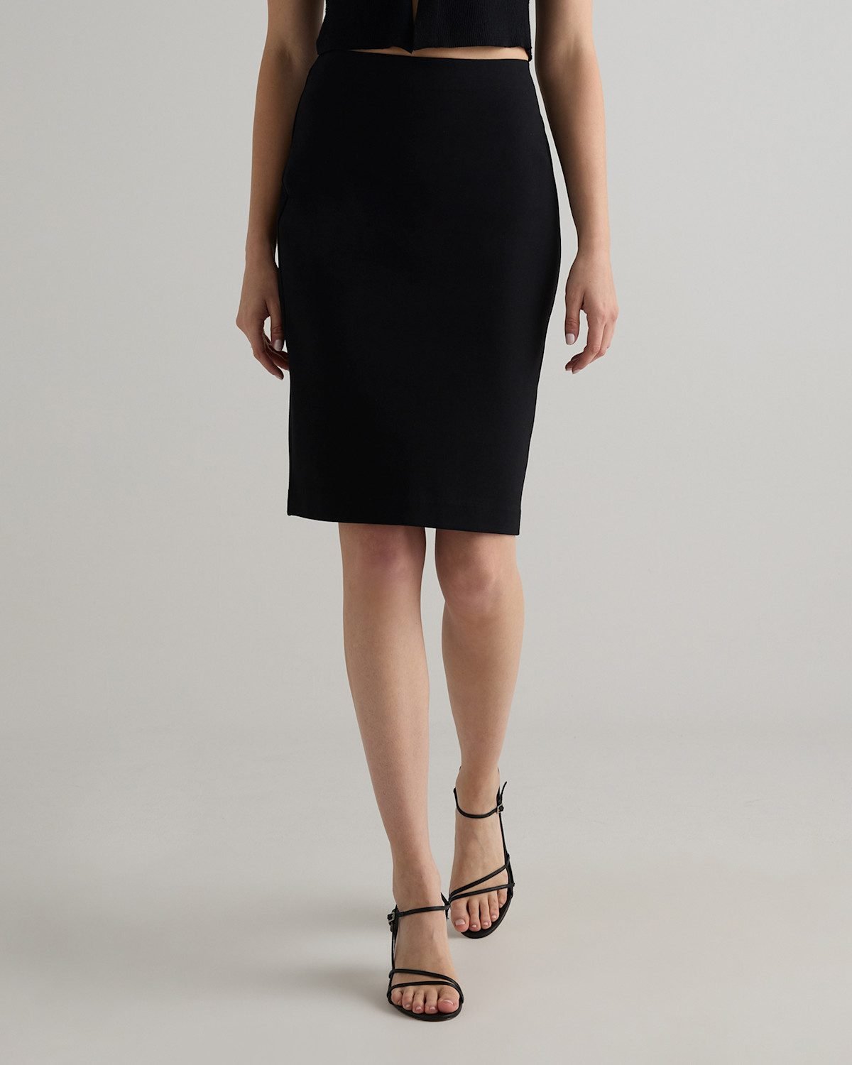 Ultra-Stretch Ponte Pencil Skirt (Black)