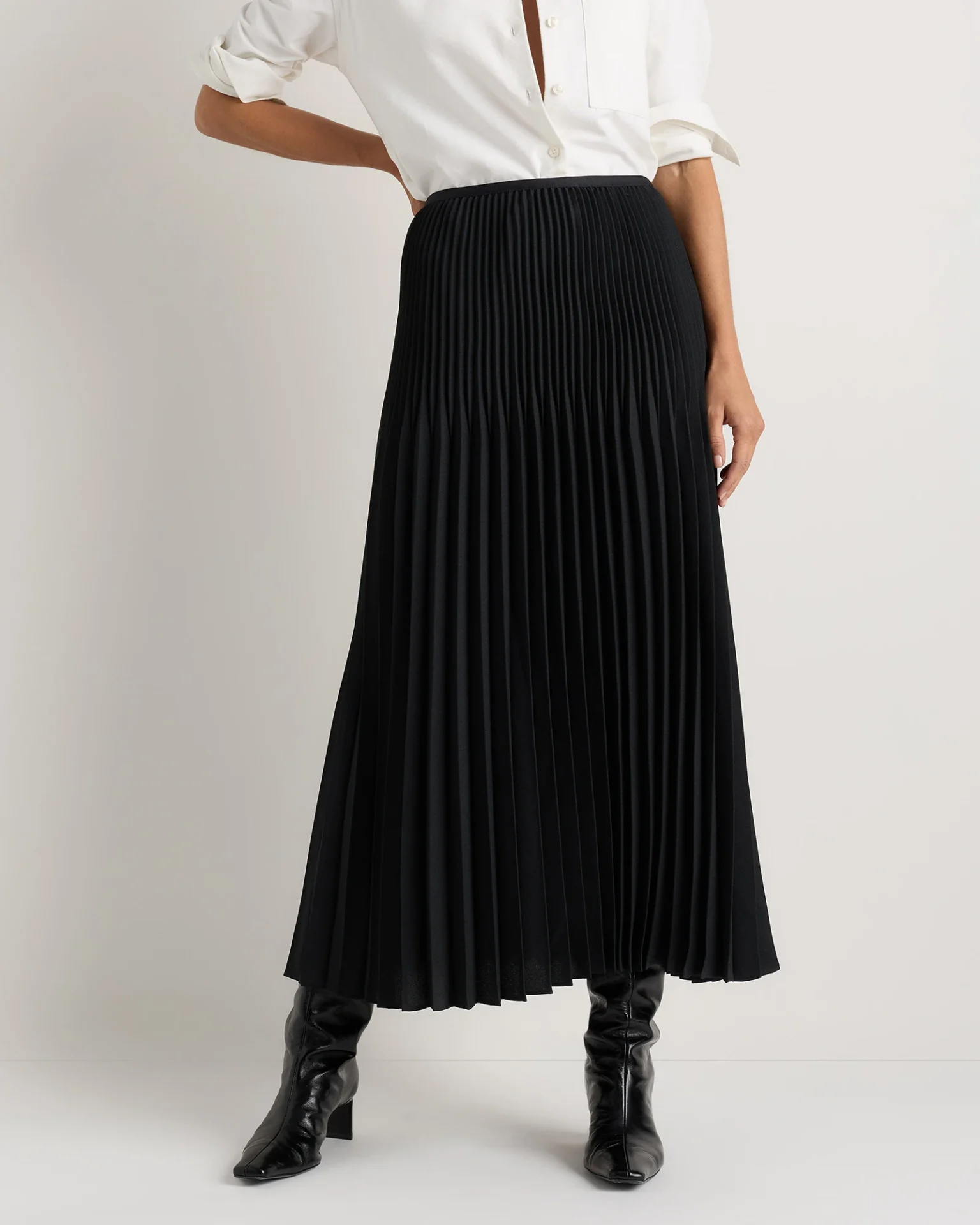 Pleated Matte Midi Skirt (True Black)