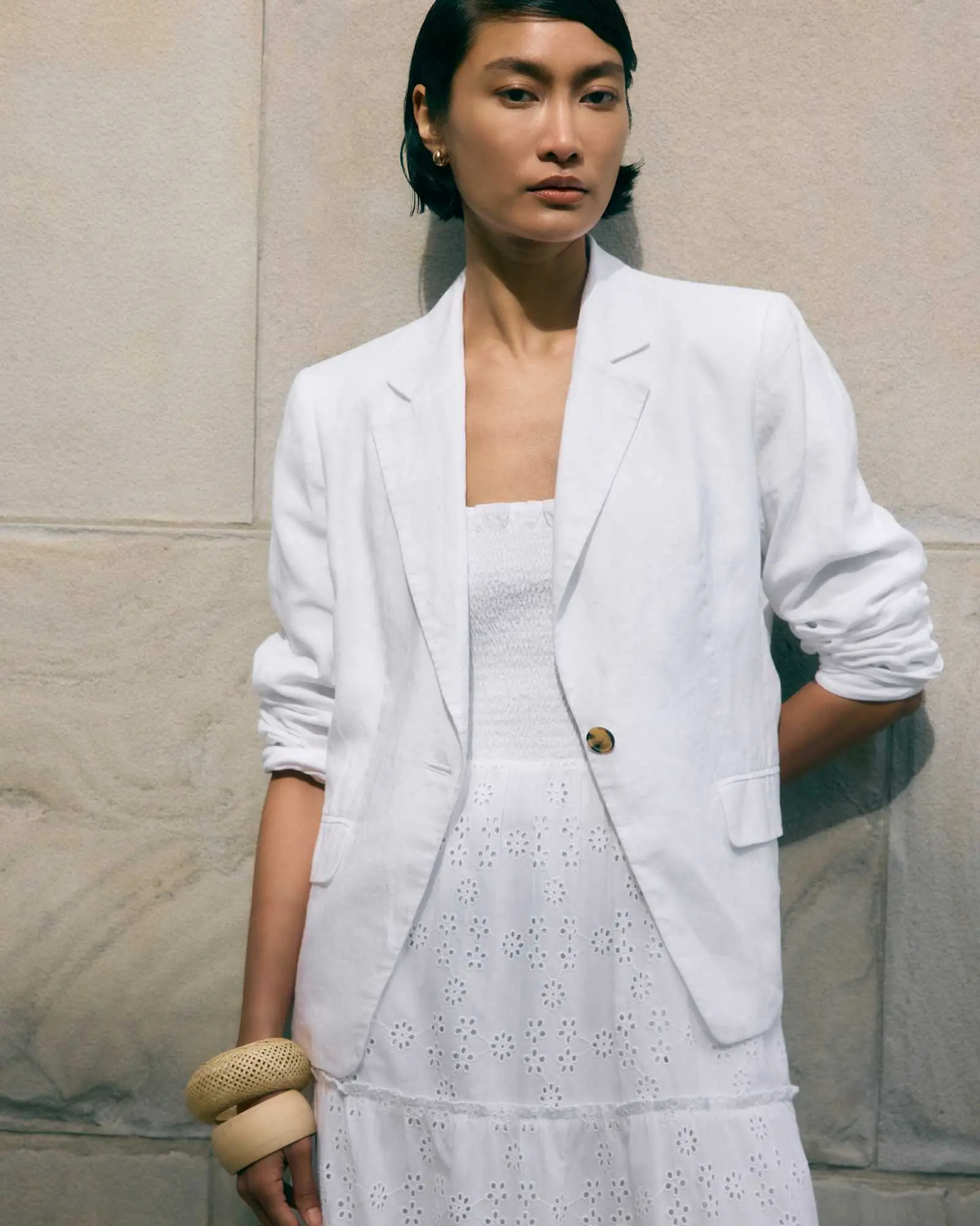 100% European Linen Structured Blazer