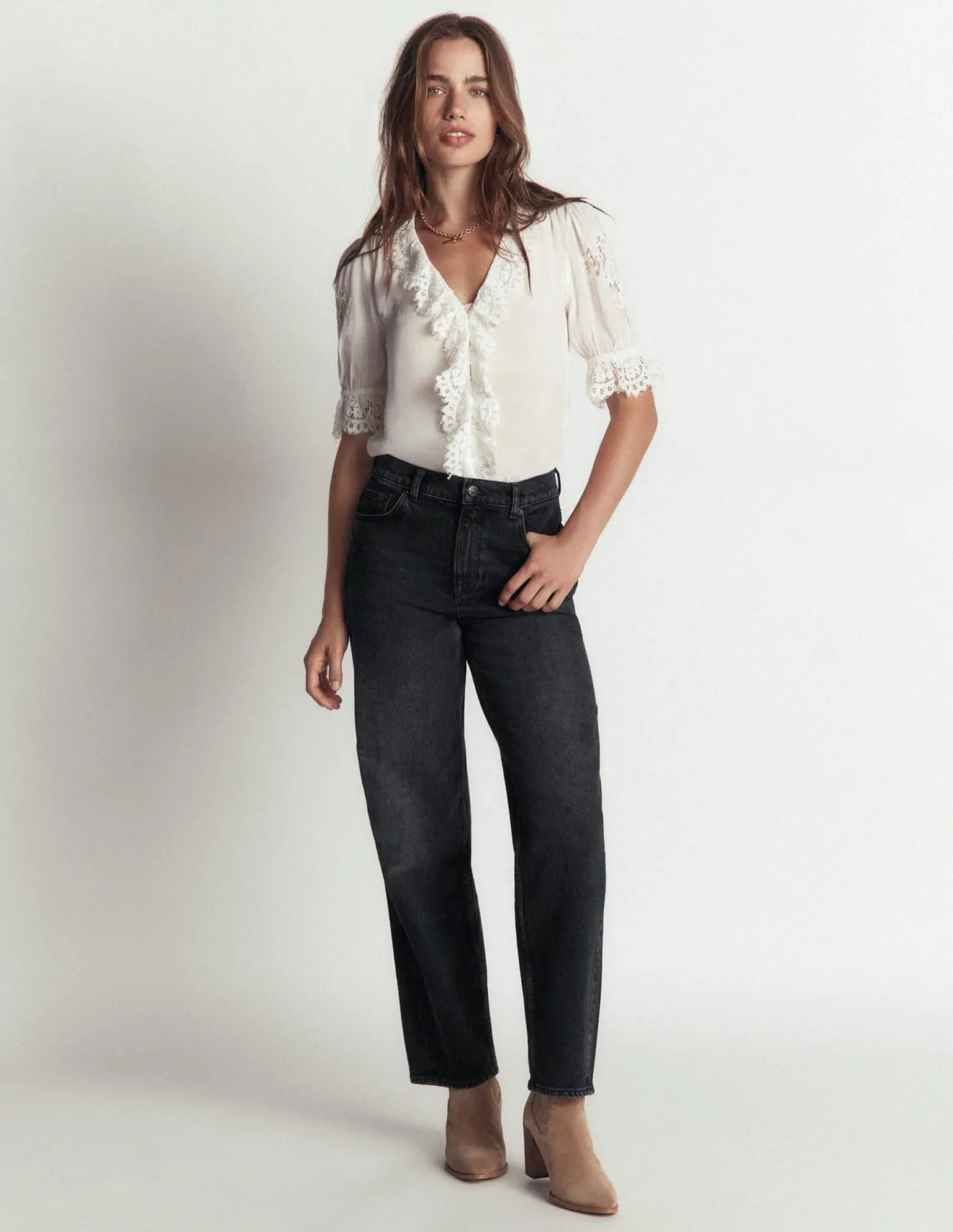 Barrel Leg Jeans (Washed Black)