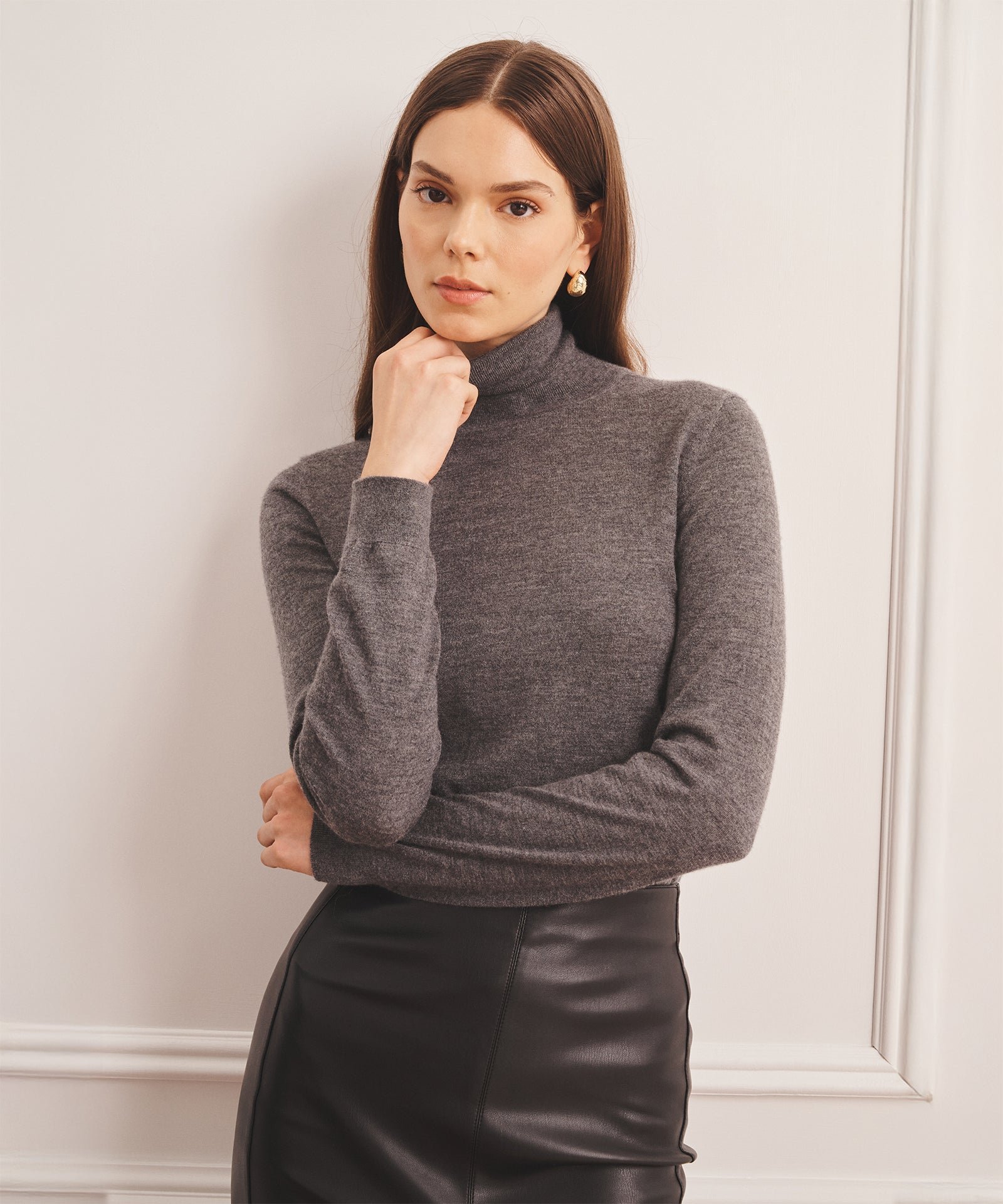 Super Fine Cashmere Classic Turtleneck Sweater (Granite)