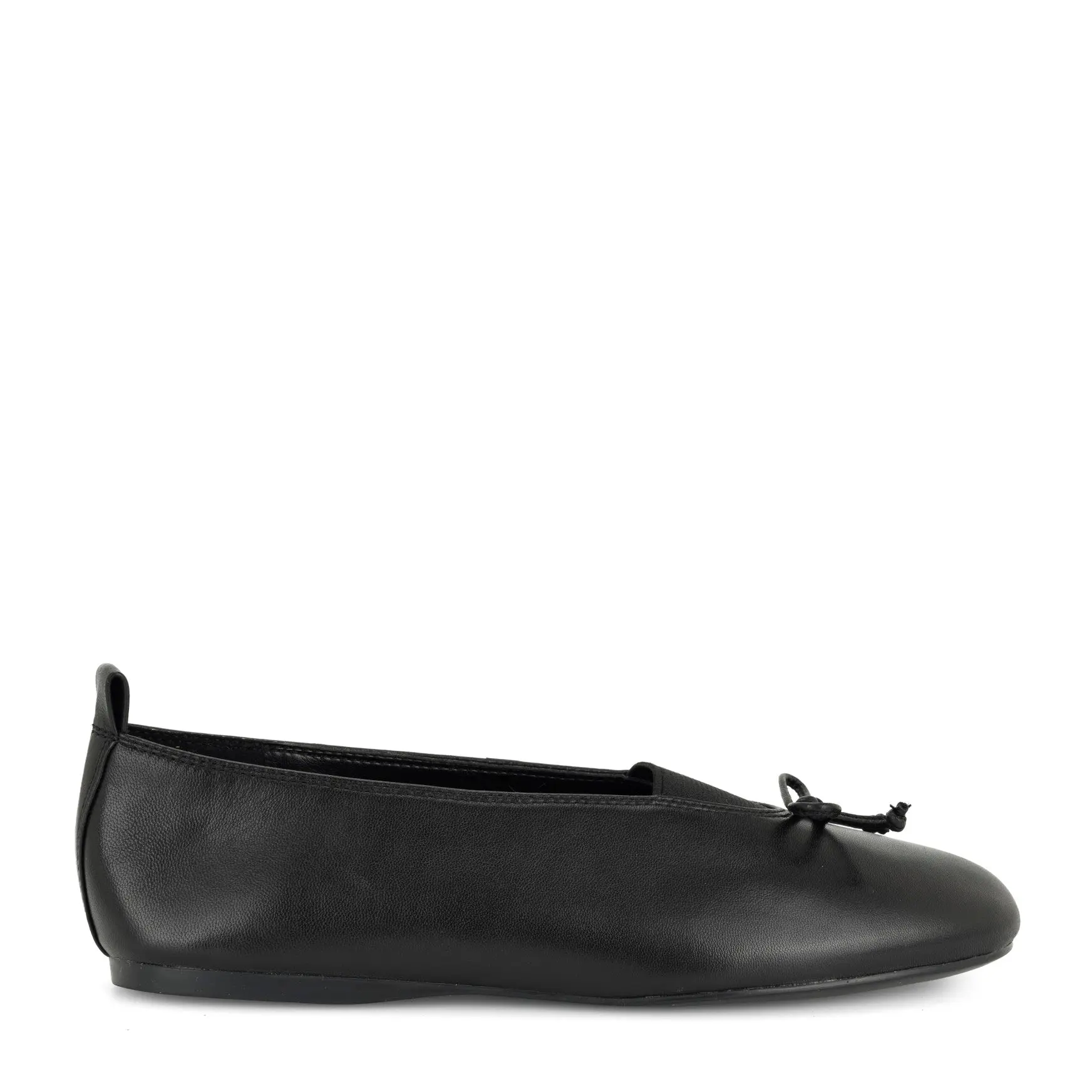 Smooch Leather Ballet Flats (Black Leather)