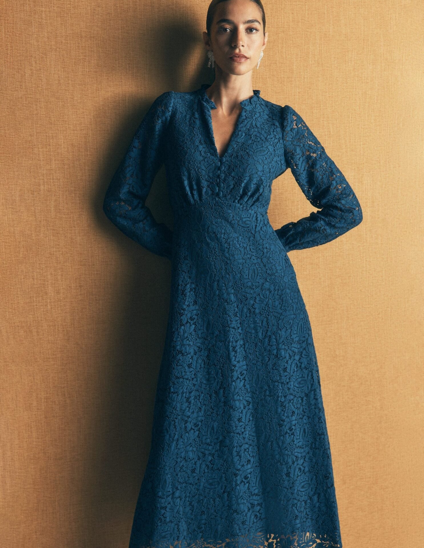 Cassie Lace Tea Dress (Deep Aurora Blue)