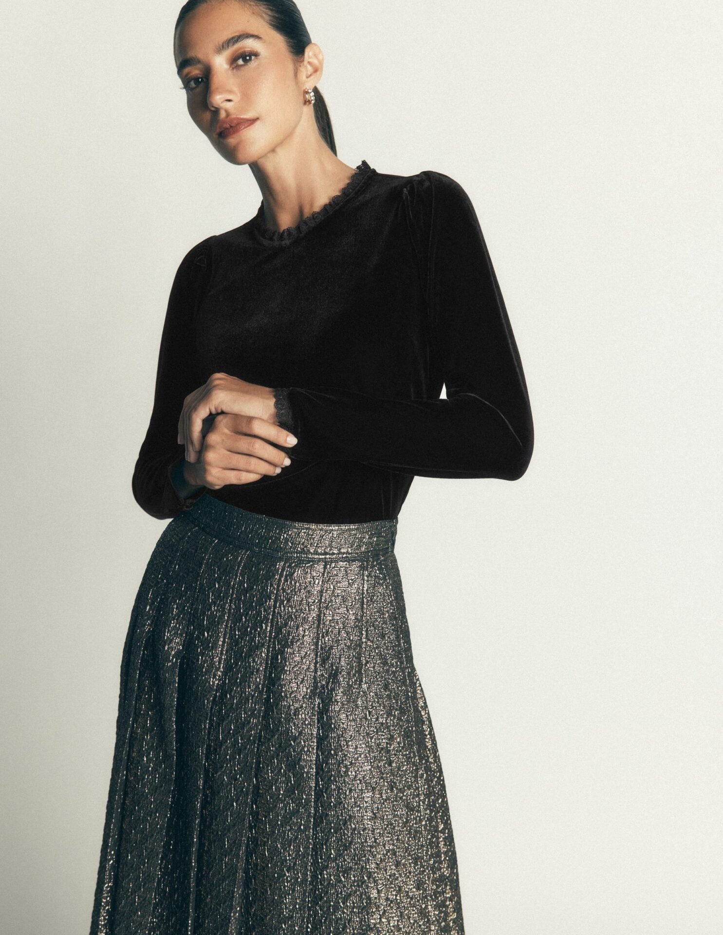 Lace Trim Velvet Top (Black)